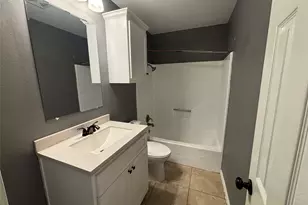 619 Allencrest Dr, White Settlement, TX 76108 - Photo 10