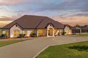 400 E Spurgeon St, Itasca, TX 76055 - Photo 2