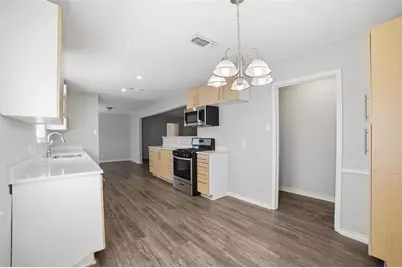 2926 N Prairie Creek Road, Dallas, TX 75227 - Photo 8