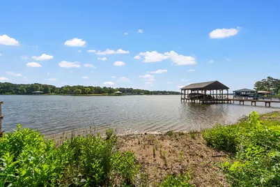 1805 Beavers Point, Bonham, TX 75418 - Photo 34