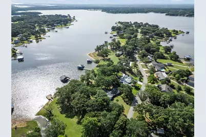 1805 Beavers Point, Bonham, TX 75418 - Photo 24