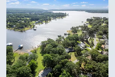1805 Beavers Point, Bonham, TX 75418 - Photo 2