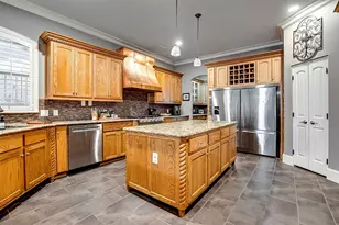 3001 Sunray Valley Ct, Arlington, TX 76012 - Photo 10