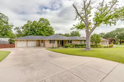 3720 Wilkie Way, Fort Worth, TX 76133 - Photo 4