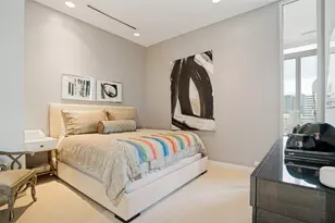 2408 Victory Park Ln, Dallas, TX 75219 - Photo 12