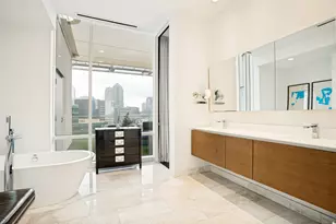 2408 Victory Park Ln, Dallas, TX 75219 - Photo 10