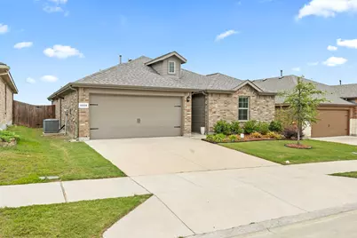 2229 Blythwood Trail, Fort Worth, TX 76108 - Photo 2