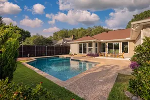 7332 Arbor Oaks Dr, Dallas, TX 75248 - Photo 4