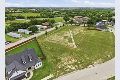 516 Highview Court, Godley, TX 76044 - Photo 2
