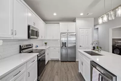 4945 Ramey Avenue, Fort Worth, TX 76105 - Photo 8