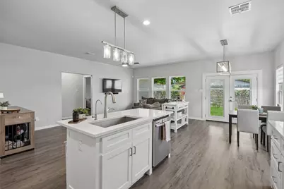 4945 Ramey Avenue, Fort Worth, TX 76105 - Photo 6