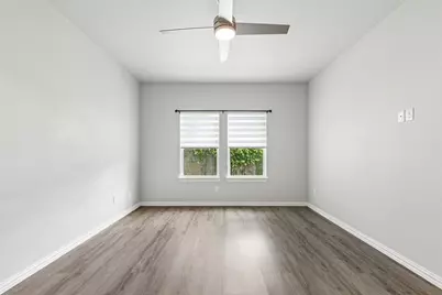 4945 Ramey Avenue, Fort Worth, TX 76105 - Photo 10