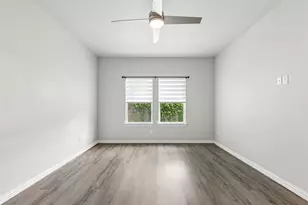 4945 Ramey Ave, Fort Worth, TX 76105 - Photo 10