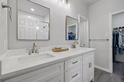 4945 Ramey Avenue, Fort Worth, TX 76105 - Photo 14