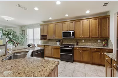 9601 Grandview Drive, Denton, TX 76207 - Photo 16