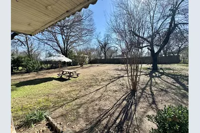 112 Savannah Street, Waxahachie, TX 75165 - Photo 16