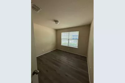 11507 N Peak, San Antonio, TX 78245 - Photo 4