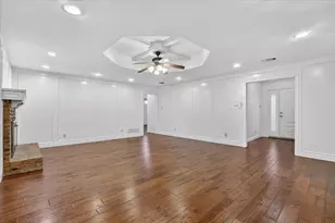2101 Brentgate Dr, Arlington, TX 76017 - Photo 12