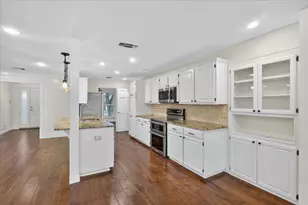 2101 Brentgate Dr, Arlington, TX 76017 - Photo 14