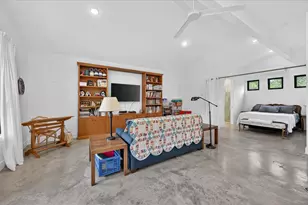 6434 County Rd 304, Grandview, TX 76050 - Photo 36