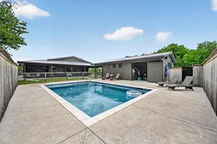 6434 County Rd 304, Grandview, TX 76050 - Photo 40