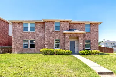 2801 Kerrville Drive, Mesquite, TX 75181 - Photo 1