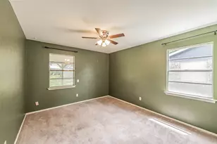 733 Bluebonnet Dr, Hurst, TX 76053 - Photo 26