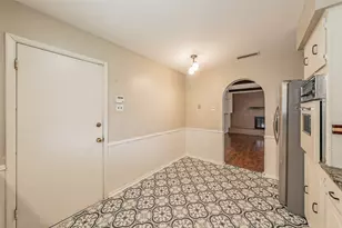 733 Bluebonnet Dr, Hurst, TX 76053 - Photo 16
