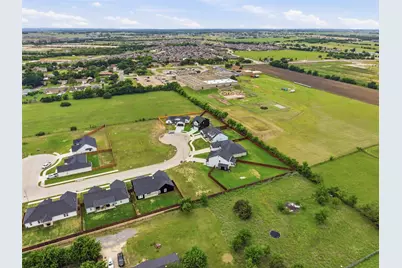 572 Highview Court, Godley, TX 76044 - Photo 12
