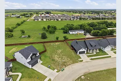 572 Highview Court, Godley, TX 76044 - Photo 6