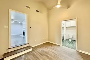 515 Bondstone Dr, Dallas, TX 75218 - Photo 10