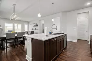 1425 Eclipse Rd, Aubrey, TX 76227 - Photo 6