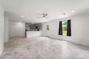 136 Erie St, Mabank, TX 75156 - Photo 4