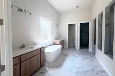 1633 Oak Trail Drive, Fort Worth, TX 76008 - Photo 6