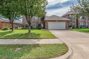 5724 Table Rock Dr, Fort Worth, TX 76131 - Photo 2