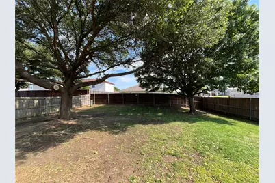 2233 Chestnut Drive, Little Elm, TX 75068 - Photo 14