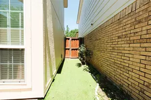 2808 Ursa Cir, Garland, TX 75044 - Photo 18