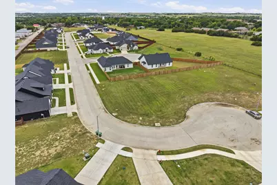 585 Highview Court, Godley, TX 76044 - Photo 6