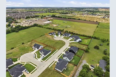 585 Highview Court, Godley, TX 76044 - Photo 12