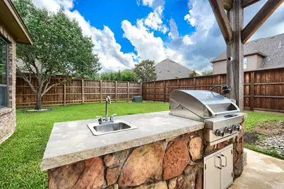 8009 Canyon Oak Drive, North Richland Hills, TX 76182 - Photo 14