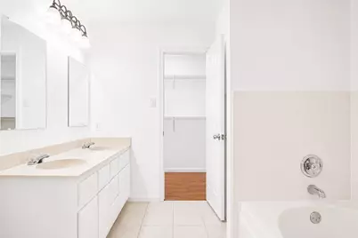 2811 Ravens Court, Arlington, TX 76001 - Photo 14
