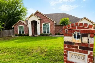 2700 Random Ct, Granbury, TX 76049 - Photo 2