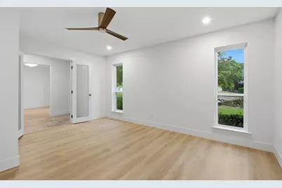 7515 Meadow Oaks Drive, Dallas, TX 75230 - Photo 4