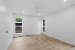 7515 Meadow Oaks Dr, Dallas, TX 75230 - Photo 16