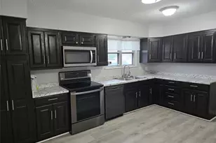 8813 Myra St, White Settlement, TX 76108 - Photo 8