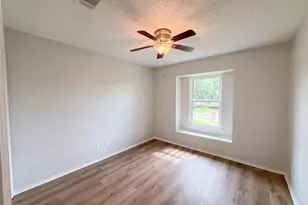 2300 Ridgewood, Bedford, TX 76021 - Photo 16