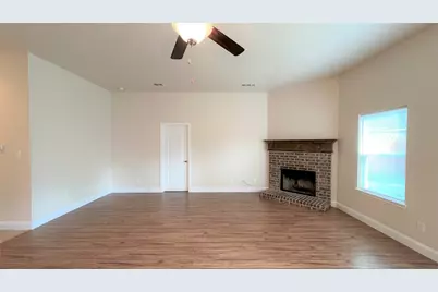 517 Highpark Court, Lake Dallas, TX 75065 - Photo 8