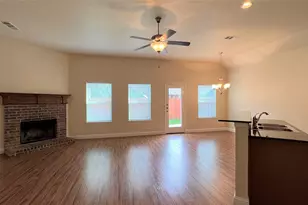 517 Highpark Ct, Lake Dallas, TX 75065 - Photo 6