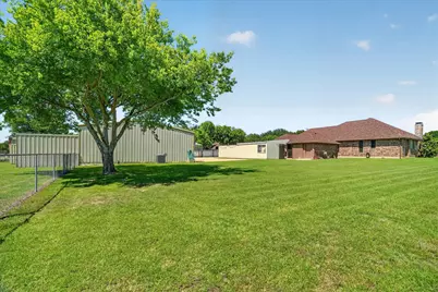 1408 W Cleburne Road, Crowley, TX 76036 - Photo 40