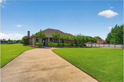 1408 W Cleburne Road, Crowley, TX 76036 - Photo 38